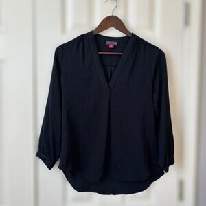 Vince Camuto 3/4 Sleeve Relaxed Fit V Neck Blouse Size XS Black